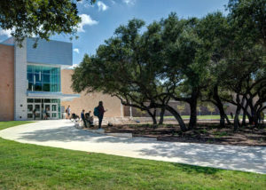 Tom Glenn High School exterior